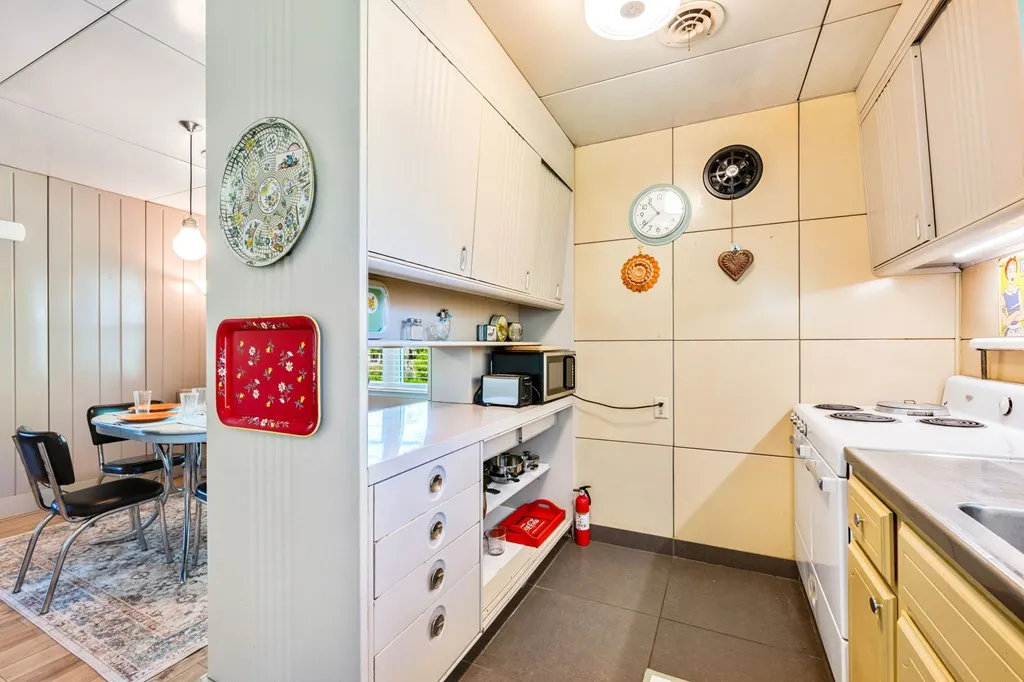 116 N 9th Ave, Sturgeon Bay, Wisconsin 54235, 2 Bedrooms Bedrooms, ,1 BathroomBathrooms,Inland-Residential,For Sale,N 9th Ave,143983