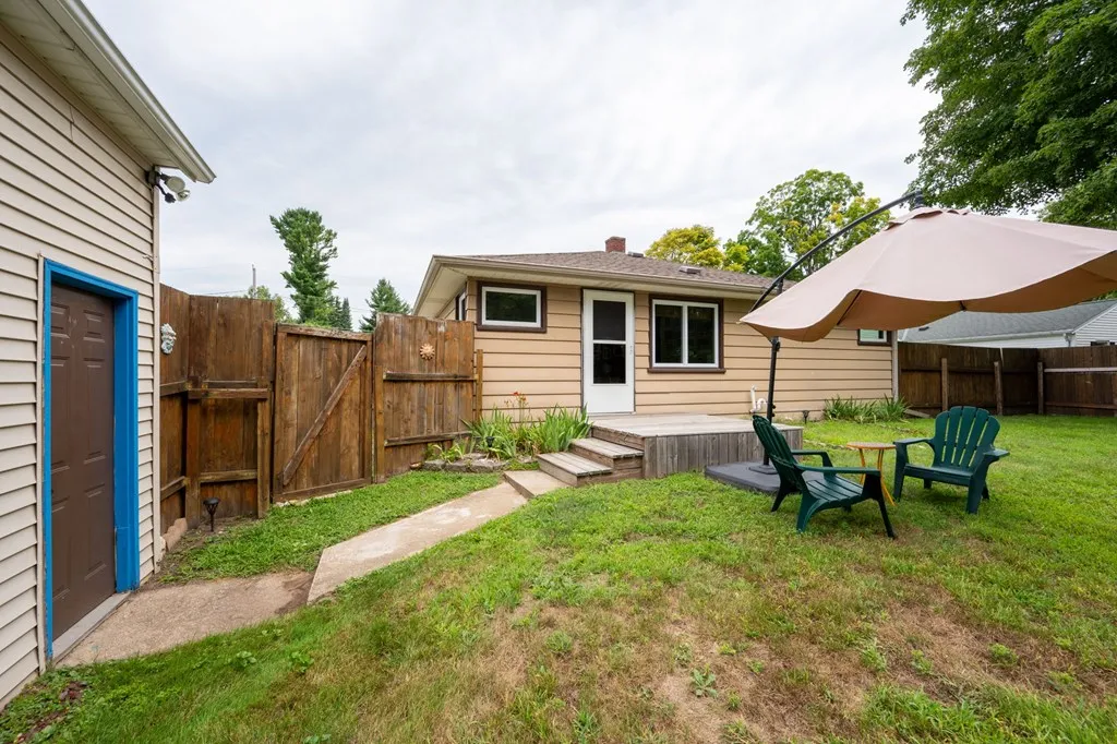 1405 Texas St, Sturgeon Bay Wi 54235, 3 Bedrooms Bedrooms, ,1 BathroomBathrooms,Inland-Residential,For Sale,Texas St,143051