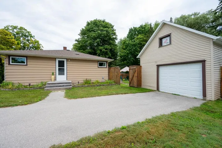 1405 Texas St, Sturgeon Bay Wi 54235, 3 Bedrooms Bedrooms, ,1 BathroomBathrooms,Inland-Residential,For Sale,Texas St,143051