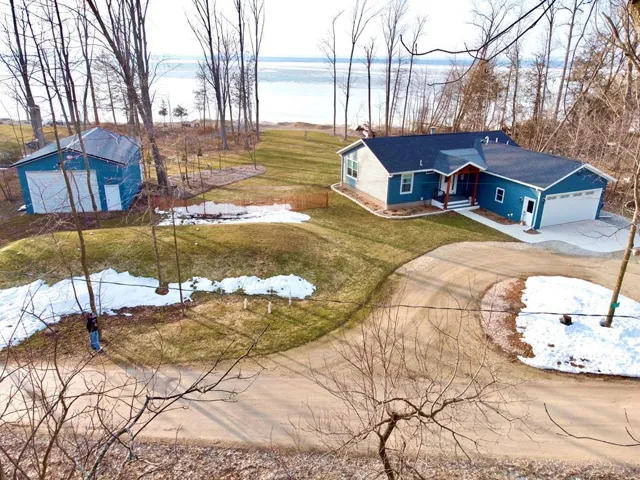 1319 N Bayshore Rd, Brussels Wi 54204, 2 Bedrooms Bedrooms, ,2 BathroomsBathrooms,Waterfront-Residential,For Sale,N Bayshore Rd,141395