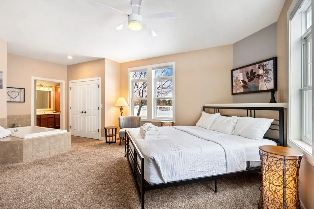 5282 Horseshoe Bay Rd # 1, Egg Harbor, Wisconsin 54209, 2 Bedrooms Bedrooms, ,2 BathroomsBathrooms,Condominium,For Sale,Horseshoe Bay Rd,144508