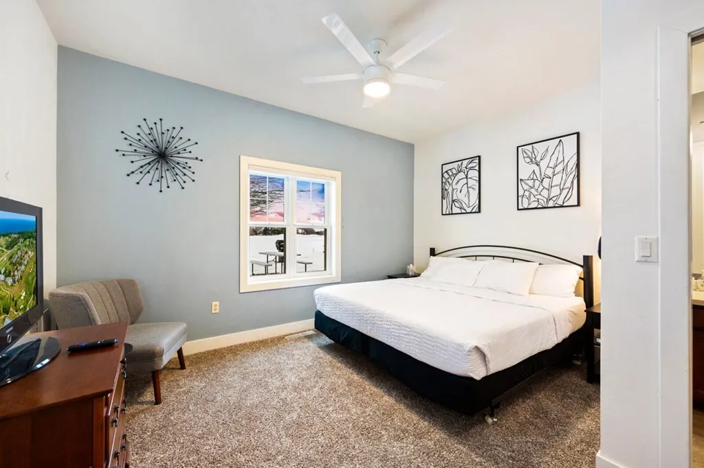 5282 Horseshoe Bay Rd # 1, Egg Harbor, Wisconsin 54209, 2 Bedrooms Bedrooms, ,2 BathroomsBathrooms,Condominium,For Sale,Horseshoe Bay Rd,144508