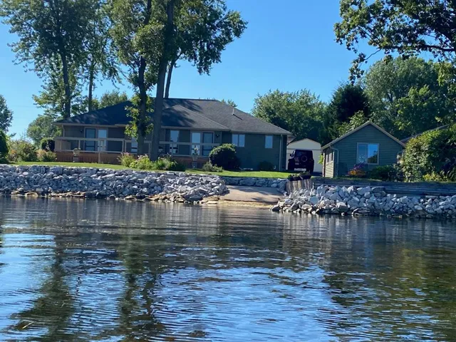 3382 S Willow Rd, Sturgeon Bay Wi 54235, 3 Bedrooms Bedrooms, ,3 BathroomsBathrooms,Waterfront-Residential,For Sale,S Willow Rd,143662