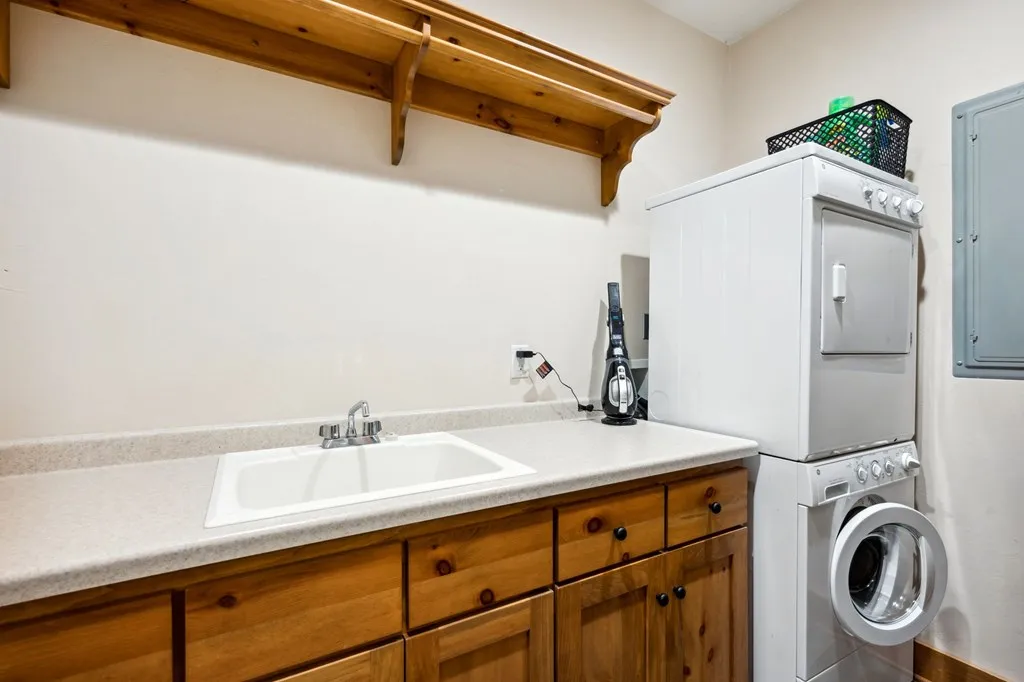 7128 - A Ida Red Rd # 1904, Town Of Egg Harbor Wi 54209, 3 Bedrooms Bedrooms, ,3 BathroomsBathrooms,Condominium,For Sale,Ida Red Rd,143911