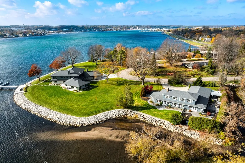 75 Utopia Cir, Sturgeon Bay Wi 54235, 5 Bedrooms Bedrooms, ,4 BathroomsBathrooms,Waterfront-Residential,For Sale,Utopia Cir,143413