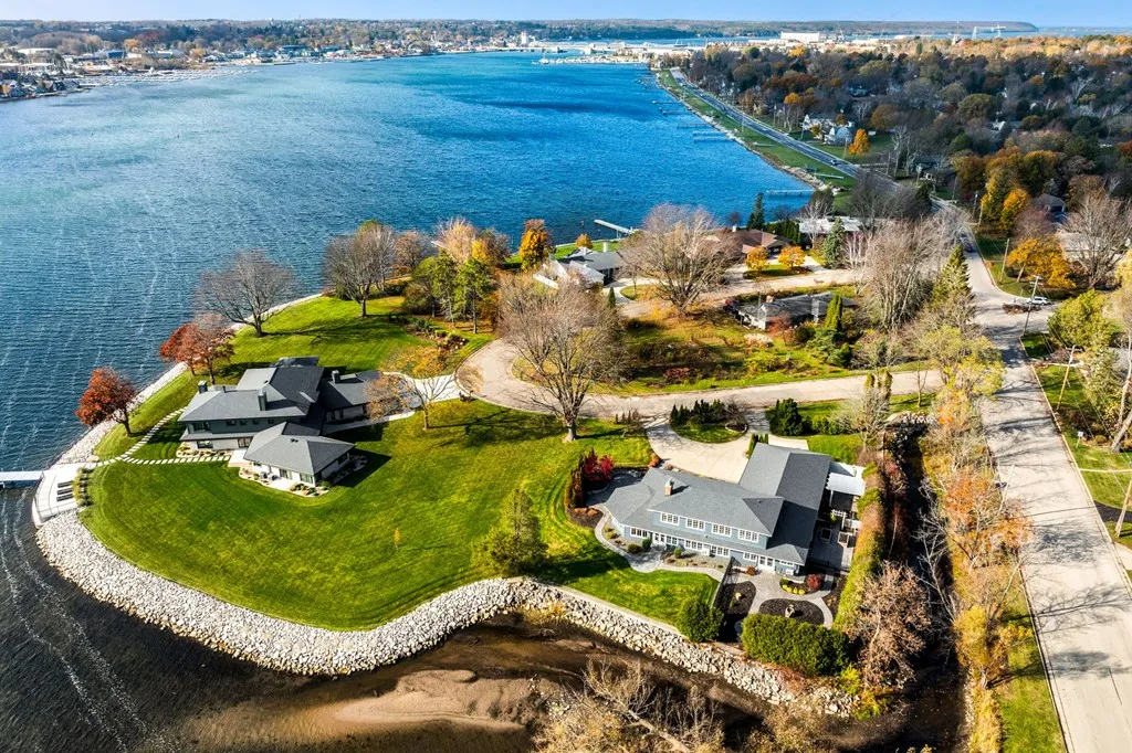 75 Utopia Cir, Sturgeon Bay Wi 54235, 5 Bedrooms Bedrooms, ,4 BathroomsBathrooms,Waterfront-Residential,For Sale,Utopia Cir,143413
