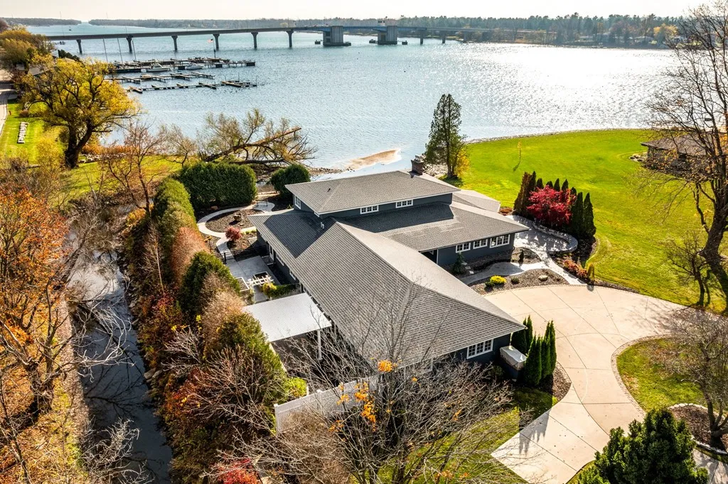 75 Utopia Cir, Sturgeon Bay Wi 54235, 5 Bedrooms Bedrooms, ,4 BathroomsBathrooms,Waterfront-Residential,For Sale,Utopia Cir,143413