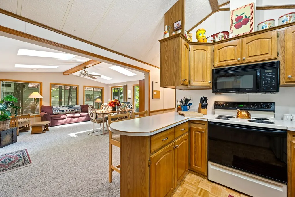 4286 Harbor School Rd, Egg Harbor Wi 54209, 2 Bedrooms Bedrooms, ,1 BathroomBathrooms,Condominium,For Sale,Harbor School Rd,143053