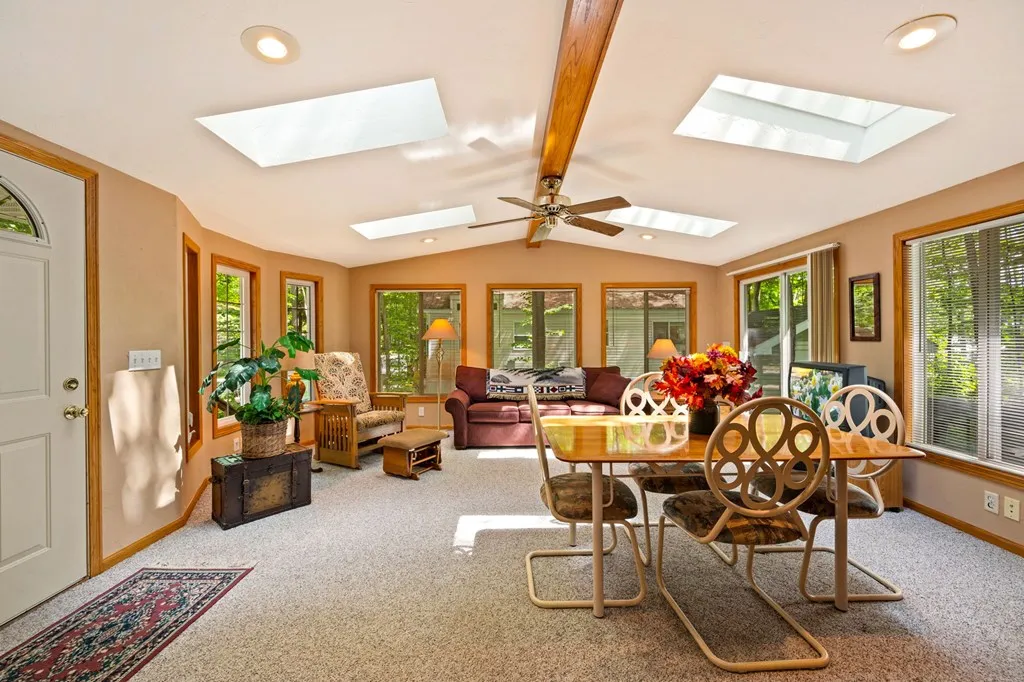4286 Harbor School Rd, Egg Harbor Wi 54209, 2 Bedrooms Bedrooms, ,1 BathroomBathrooms,Condominium,For Sale,Harbor School Rd,143053
