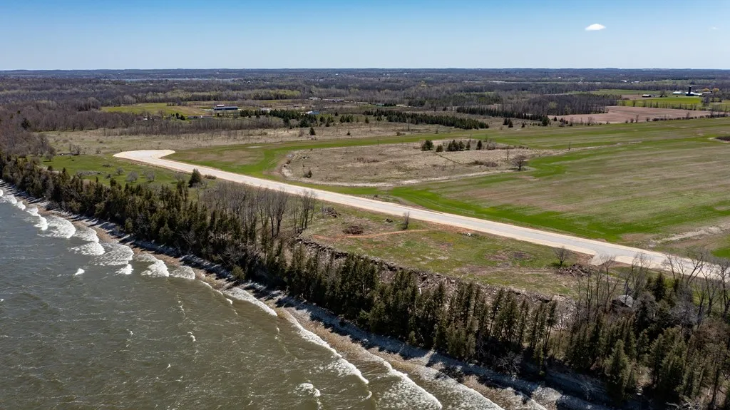 Debroux Ct, Town Of Gardner, Wisconsin 54235, ,Unimproved Land,For Sale,Debroux Ct,144168