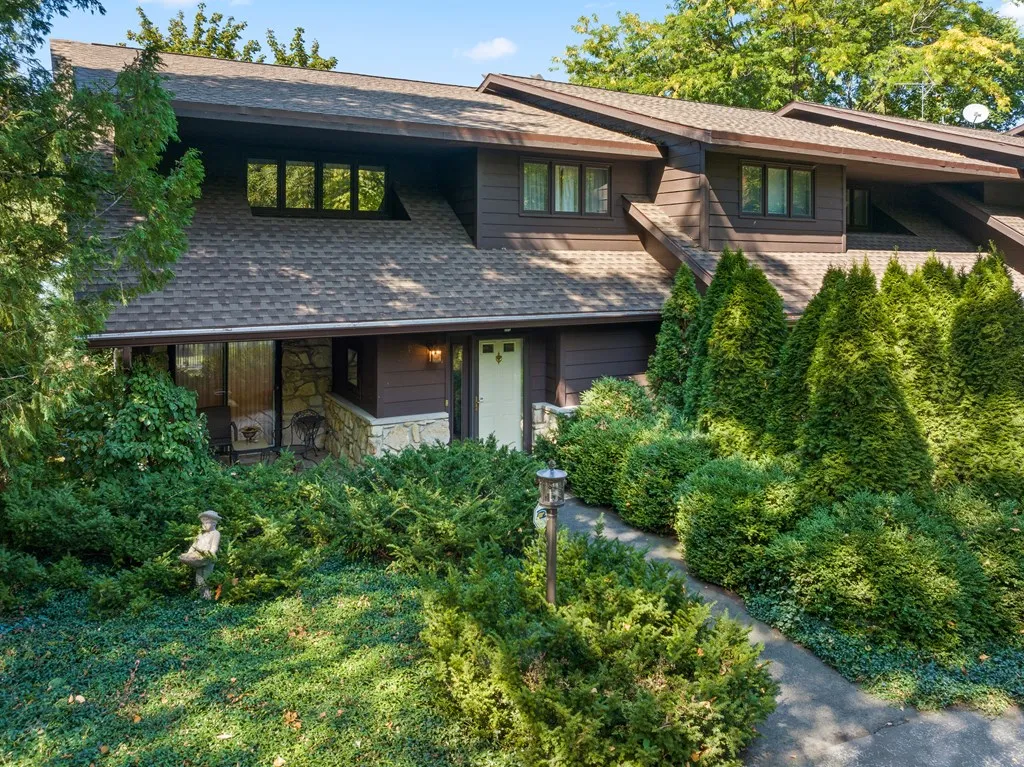 5637 Bay Shore Dr, Sturgeon Bay Wi 54235, 3 Bedrooms Bedrooms, ,3 BathroomsBathrooms,Condominium,For Sale,Bay Shore Dr,143250