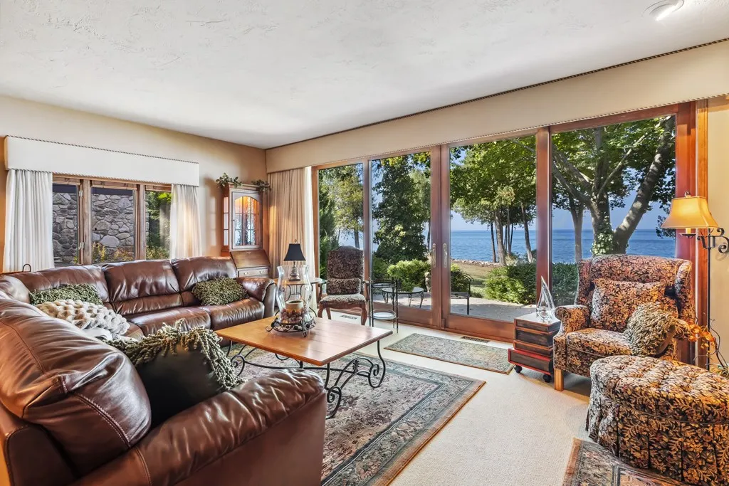 5637 Bay Shore Dr, Sturgeon Bay Wi 54235, 3 Bedrooms Bedrooms, ,3 BathroomsBathrooms,Condominium,For Sale,Bay Shore Dr,143250
