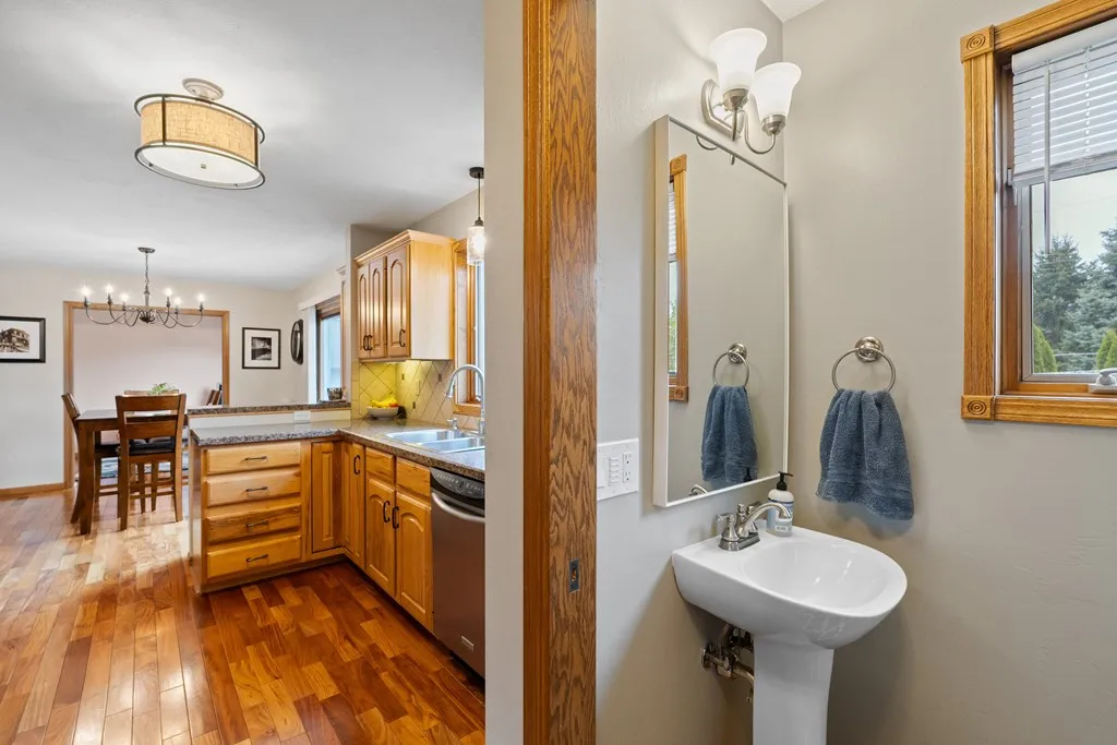 331 N 17th Dr, Sturgeon Bay, Wisconsin 54235, 4 Bedrooms Bedrooms, ,4 BathroomsBathrooms,Inland-Residential,For Sale,N 17th Dr,143971