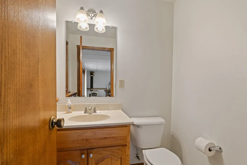 331 N 17th Dr, Sturgeon Bay, Wisconsin 54235, 4 Bedrooms Bedrooms, ,4 BathroomsBathrooms,Inland-Residential,For Sale,N 17th Dr,143971