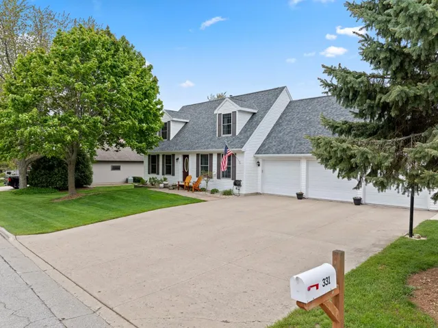 331 N 17th Dr, Sturgeon Bay, Wisconsin 54235, 4 Bedrooms Bedrooms, ,4 BathroomsBathrooms,Inland-Residential,For Sale,N 17th Dr,143971