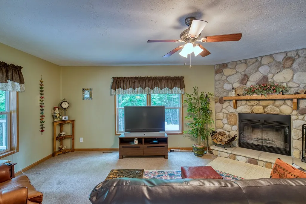 495 Fawn Ln, Ellison Bay, Wisconsin 54210, 2 Bedrooms Bedrooms, ,1 BathroomBathrooms,Inland-Residential,For Sale,Fawn Ln,144280