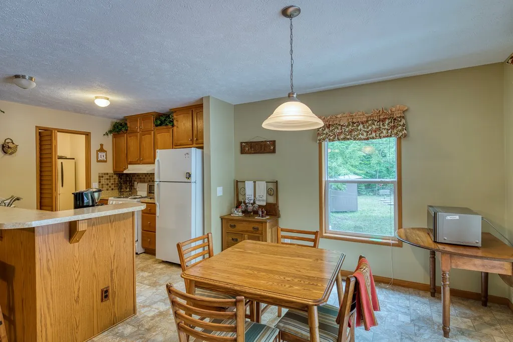 495 Fawn Ln, Ellison Bay, Wisconsin 54210, 2 Bedrooms Bedrooms, ,1 BathroomBathrooms,Inland-Residential,For Sale,Fawn Ln,144280