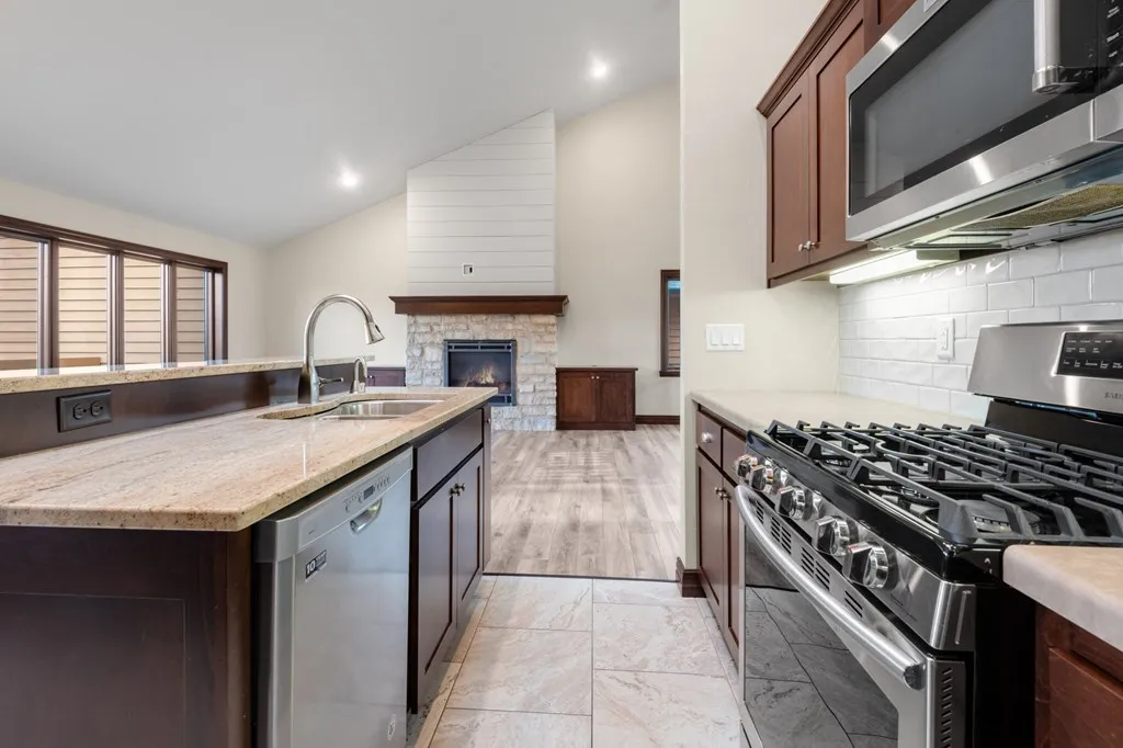 1744 Hillside Dr, Ellison Bay Wi 54210, 4 Bedrooms Bedrooms, ,5 BathroomsBathrooms,Condominium,For Sale,Hillside Dr,141187
