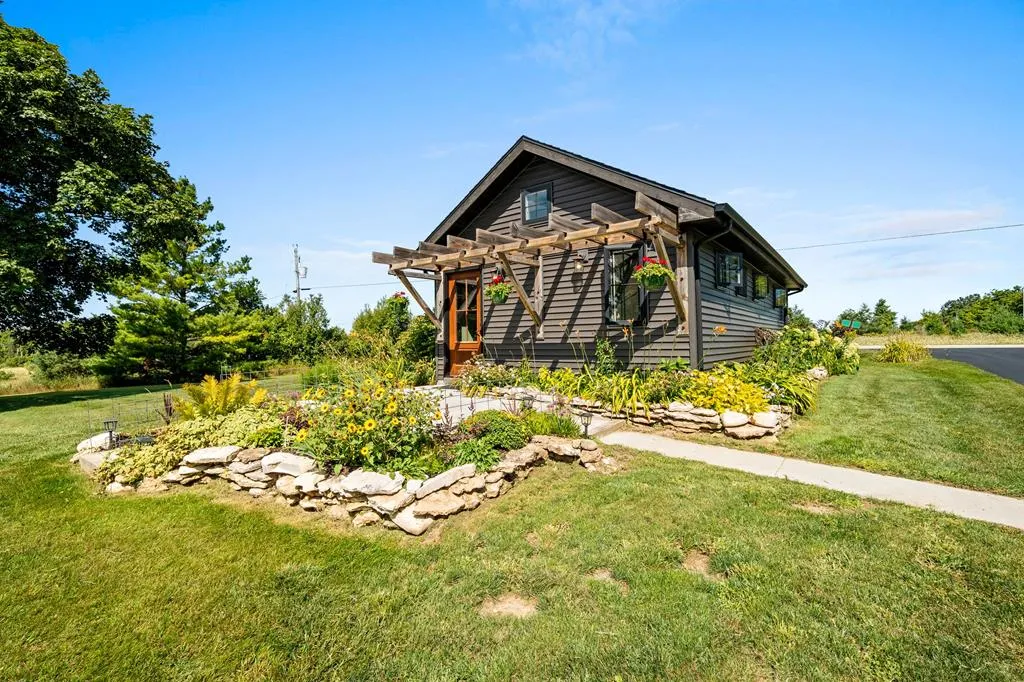 633 Isle View Rd, Ellison Bay, Wisconsin 54210, 3 Bedrooms Bedrooms, ,3 BathroomsBathrooms,Inland-Residential,For Sale,Isle View Rd,144501