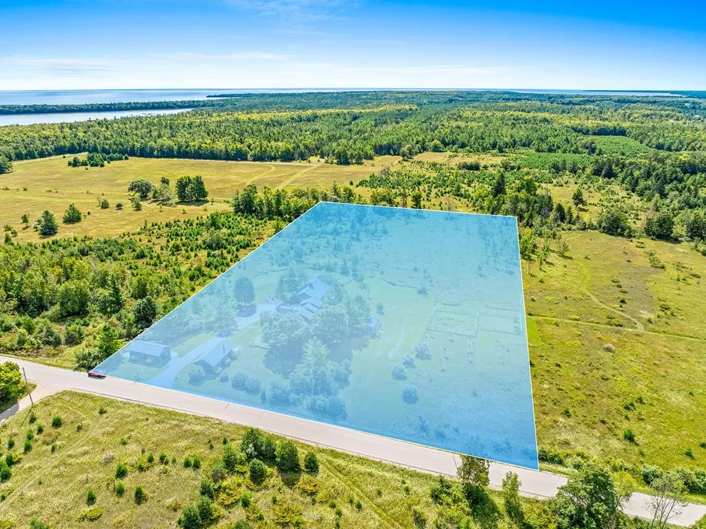 633 Isle View Rd, Ellison Bay, Wisconsin 54210, 3 Bedrooms Bedrooms, ,3 BathroomsBathrooms,Inland-Residential,For Sale,Isle View Rd,144501