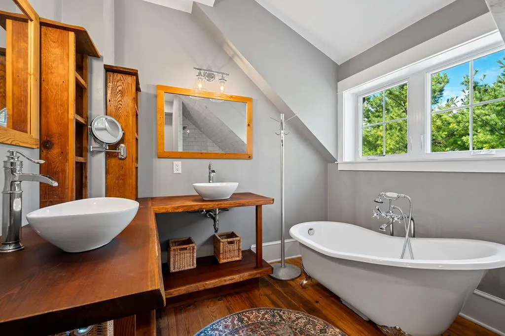 633 Isle View Rd, Ellison Bay, Wisconsin 54210, 3 Bedrooms Bedrooms, ,3 BathroomsBathrooms,Inland-Residential,For Sale,Isle View Rd,144501
