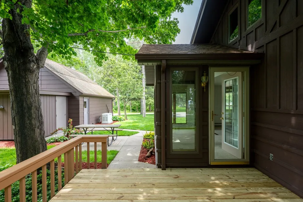 3988 Sand Bay Point Rd, Sturgeon Bay Wi 54235, 2 Bedrooms Bedrooms, ,1 BathroomBathrooms,Waterfront-Residential,For Sale,Sand Bay Point Rd,141780