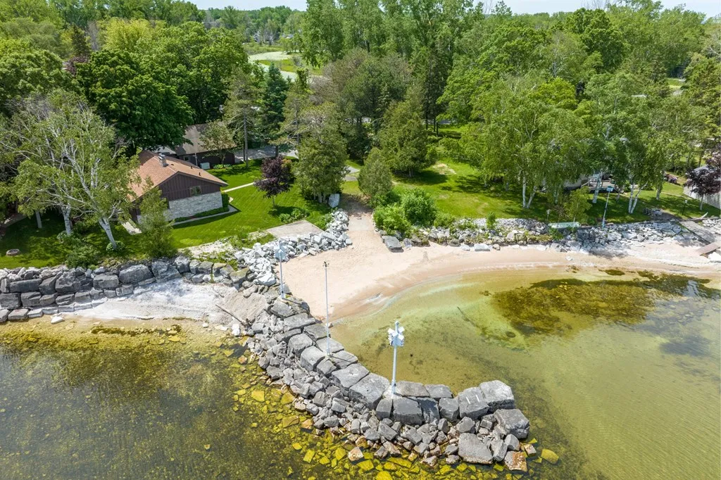3988 Sand Bay Point Rd, Sturgeon Bay Wi 54235, 2 Bedrooms Bedrooms, ,1 BathroomBathrooms,Waterfront-Residential,For Sale,Sand Bay Point Rd,141780