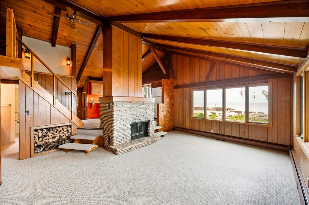 3988 Sand Bay Point Rd, Sturgeon Bay Wi 54235, 2 Bedrooms Bedrooms, ,1 BathroomBathrooms,Waterfront-Residential,For Sale,Sand Bay Point Rd,141780