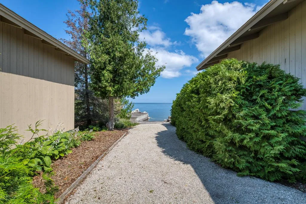 1918 Hillside Dr, Ellison Bay, Wisconsin 54210, 4 Bedrooms Bedrooms, ,2 BathroomsBathrooms,Waterfront-Residential,For Sale,Hillside Dr,144303
