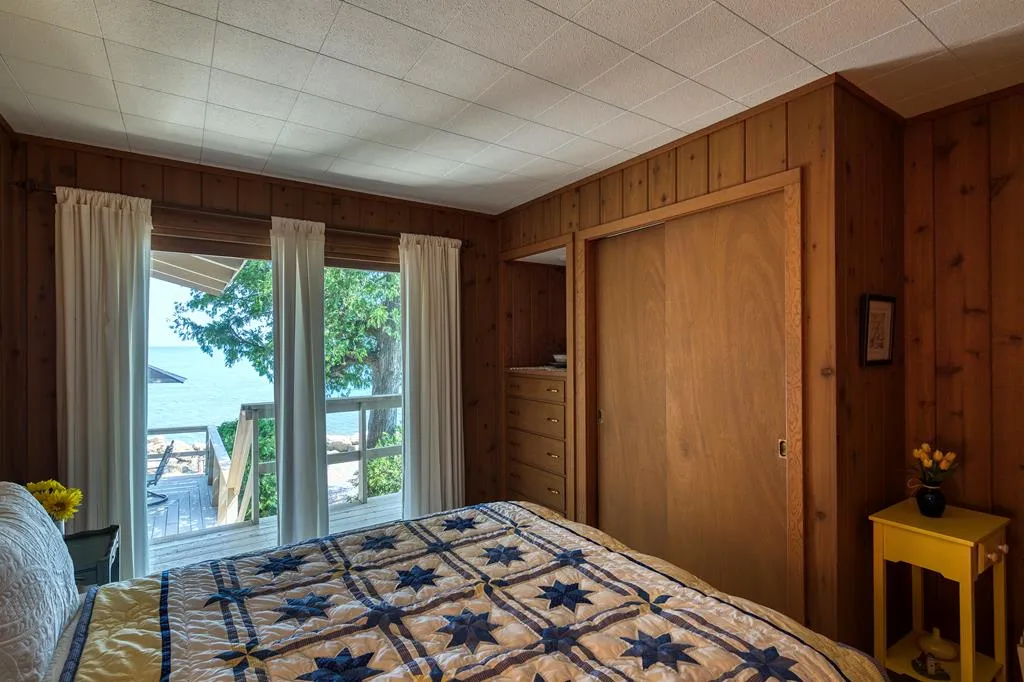 1918 Hillside Dr, Ellison Bay, Wisconsin 54210, 4 Bedrooms Bedrooms, ,2 BathroomsBathrooms,Waterfront-Residential,For Sale,Hillside Dr,144303