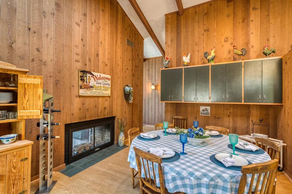 1918 Hillside Dr, Ellison Bay, Wisconsin 54210, 4 Bedrooms Bedrooms, ,2 BathroomsBathrooms,Waterfront-Residential,For Sale,Hillside Dr,144303