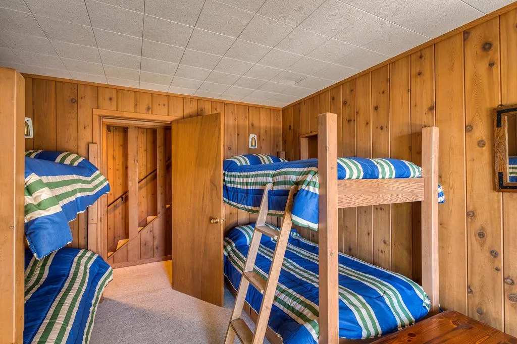 1918 Hillside Dr, Ellison Bay, Wisconsin 54210, 4 Bedrooms Bedrooms, ,2 BathroomsBathrooms,Waterfront-Residential,For Sale,Hillside Dr,144303