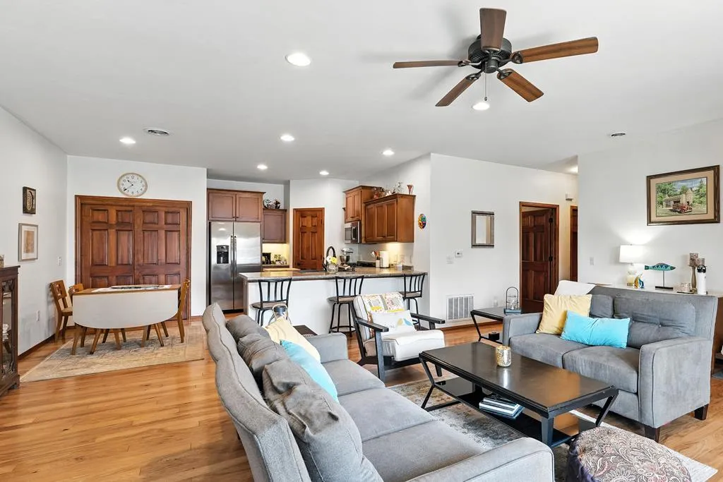 10487 E Stony Ridge Cr # 18, Sister Bay, Wisconsin 54234, 2 Bedrooms Bedrooms, ,2 BathroomsBathrooms,Condominium,For Sale,E Stony Ridge Cr,144273