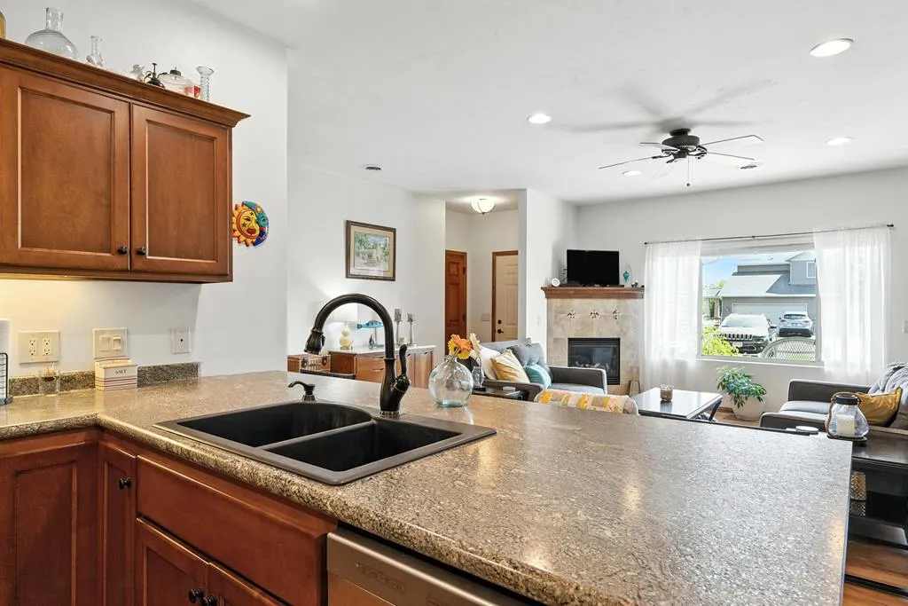 10487 E Stony Ridge Cr # 18, Sister Bay, Wisconsin 54234, 2 Bedrooms Bedrooms, ,2 BathroomsBathrooms,Condominium,For Sale,E Stony Ridge Cr,144273