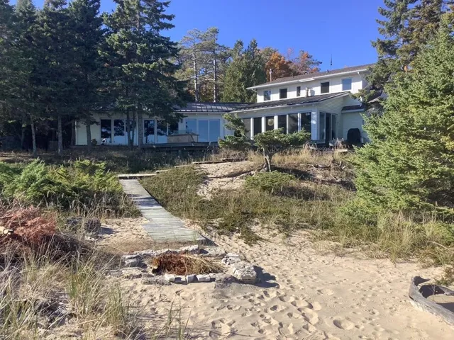 1002 Hemlock Dr, Washington Island Wi 54246, 3 Bedrooms Bedrooms, ,3 BathroomsBathrooms,Waterfront-Residential,For Sale,Hemlock Dr,143328