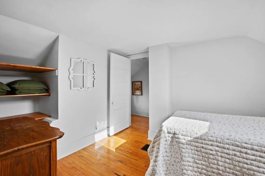 215 S 4th Ave, Sturgeon Bay Wi 54235, 2 Bedrooms Bedrooms, ,1 BathroomBathrooms,Inland-Residential,For Sale,S 4th Ave,141463