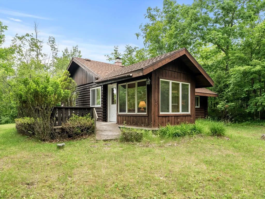 1131 S Berry Ln, Ellison Bay, Wisconsin 54210, 2 Bedrooms Bedrooms, ,1 BathroomBathrooms,Inland-Residential,For Sale,S Berry Ln,144190