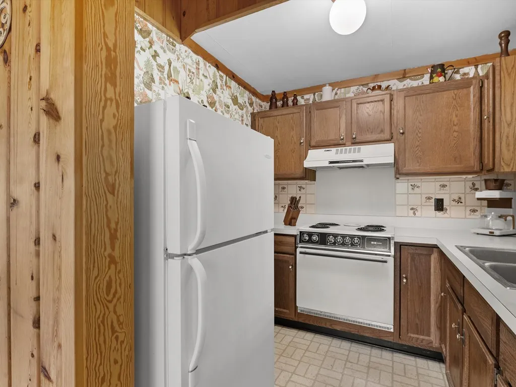 1131 S Berry Ln, Ellison Bay, Wisconsin 54210, 2 Bedrooms Bedrooms, ,1 BathroomBathrooms,Inland-Residential,For Sale,S Berry Ln,144190