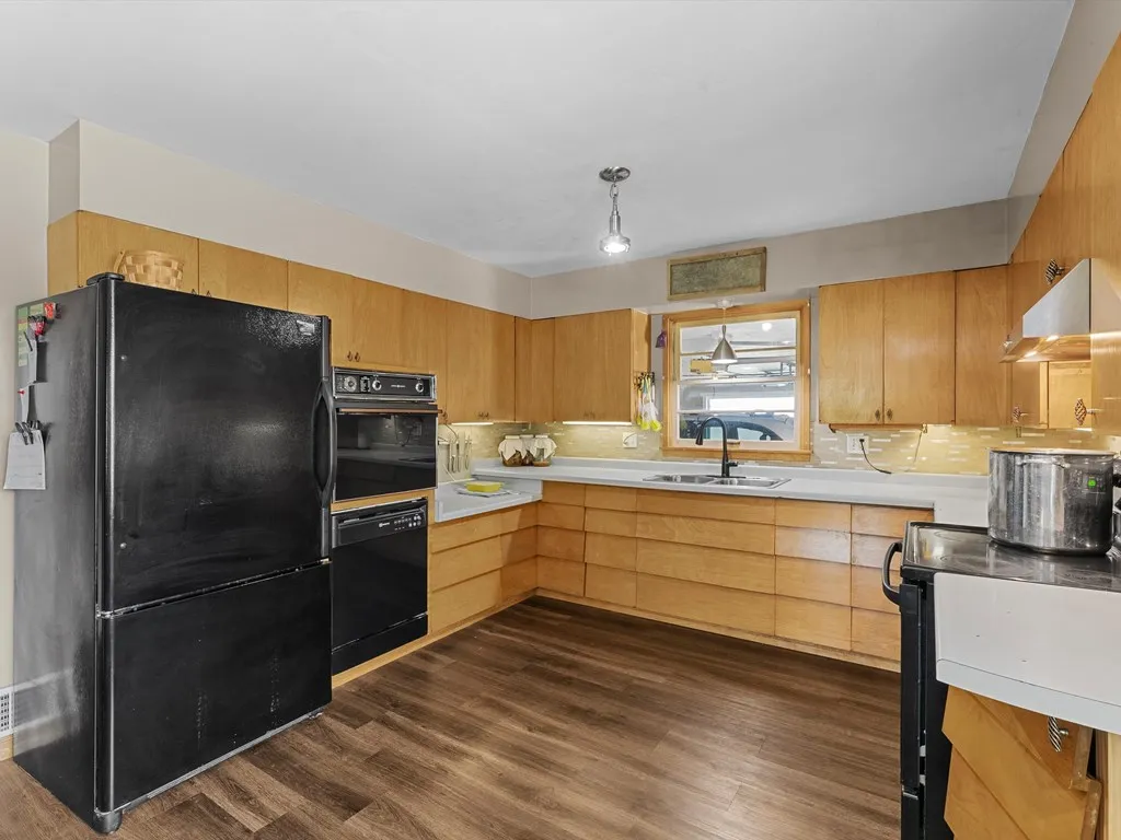 4216 Hwy 57, Sturgeon Bay, Wisconsin 54235, 3 Bedrooms Bedrooms, ,2 BathroomsBathrooms,Inland-Residential,For Sale,Hwy 57,144478