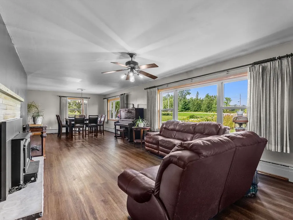 4216 Hwy 57, Sturgeon Bay, Wisconsin 54235, 3 Bedrooms Bedrooms, ,2 BathroomsBathrooms,Inland-Residential,For Sale,Hwy 57,144478
