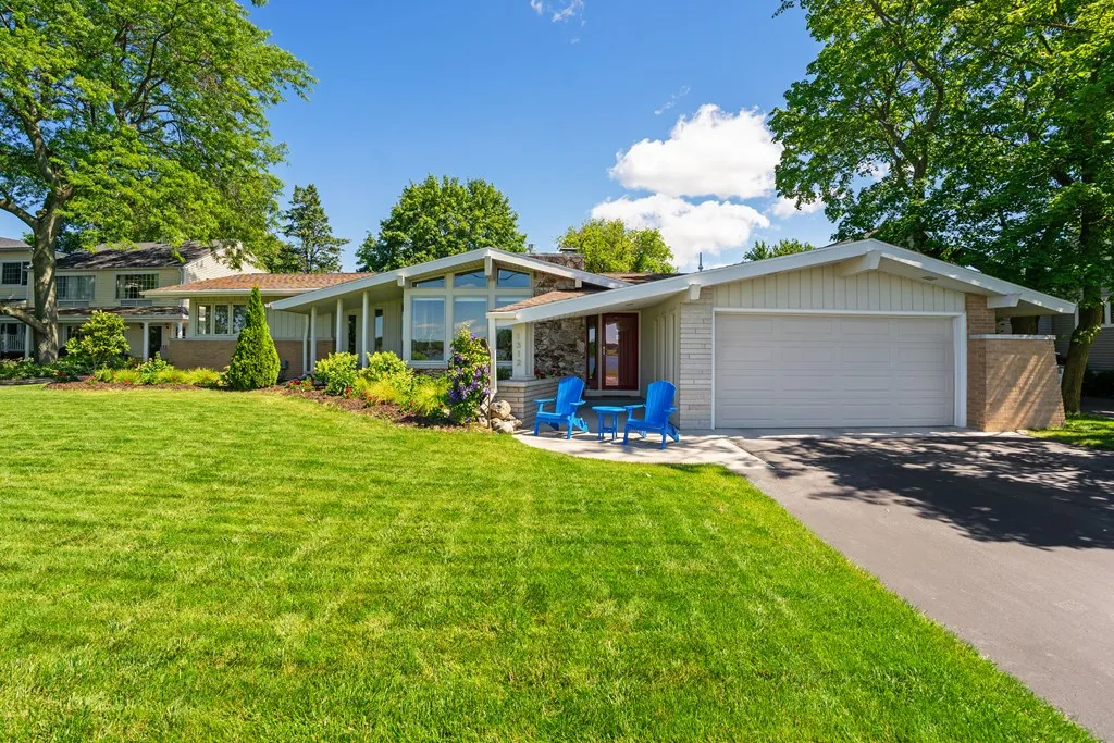 1312 Memorial Dr, Sturgeon Bay Wi 54235, 3 Bedrooms Bedrooms, ,3 BathroomsBathrooms,Waterfront-Residential,For Sale,Memorial Dr,141782