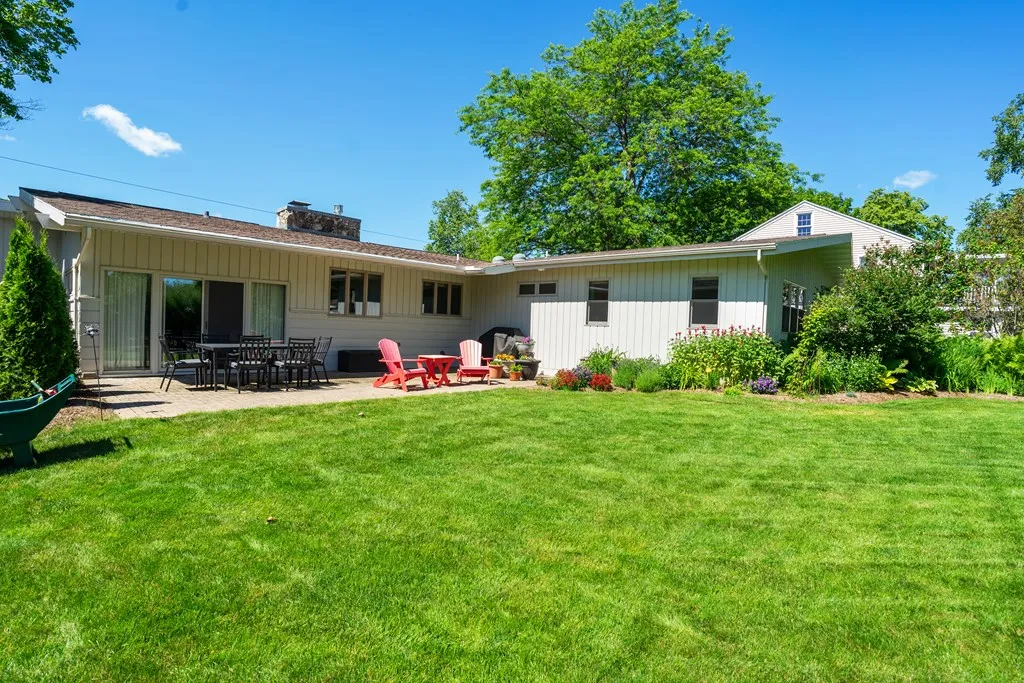 1312 Memorial Dr, Sturgeon Bay Wi 54235, 3 Bedrooms Bedrooms, ,3 BathroomsBathrooms,Waterfront-Residential,For Sale,Memorial Dr,141782