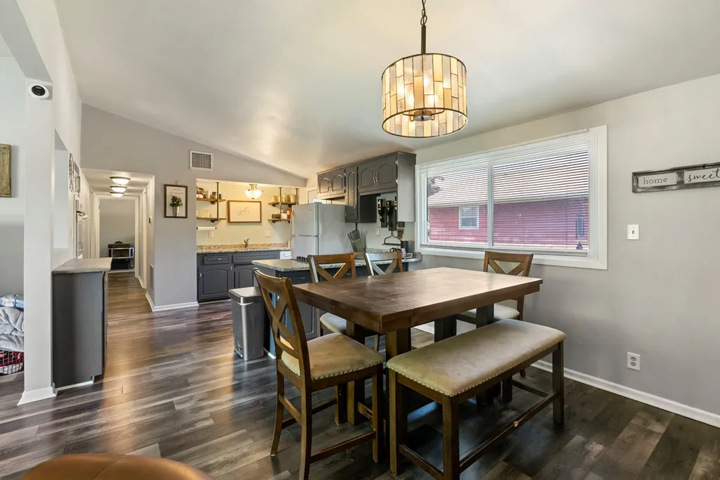 812 Belmar Pl, Sturgeon Bay, Wisconsin 54235, 4 Bedrooms Bedrooms, ,2 BathroomsBathrooms,Inland-Residential,For Sale,Belmar Pl,144385