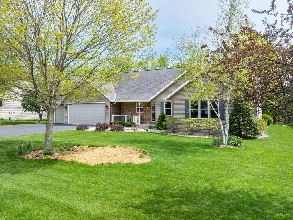 2445 Cherrywood Ln, Sister Bay, Wisconsin 54234, 3 Bedrooms Bedrooms, ,2 BathroomsBathrooms,Inland-Residential,For Sale,Cherrywood Ln,144022