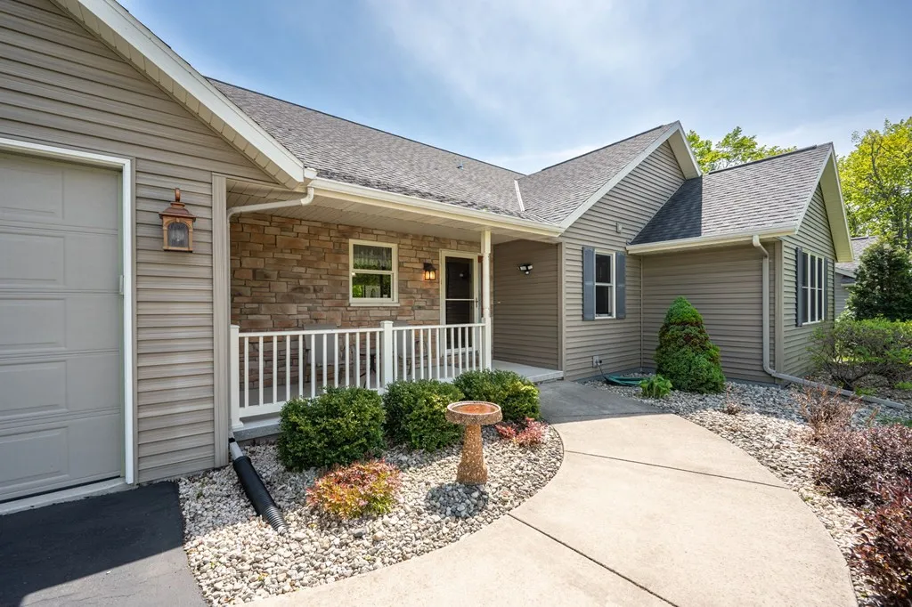 2445 Cherrywood Ln, Sister Bay, Wisconsin 54234, 3 Bedrooms Bedrooms, ,2 BathroomsBathrooms,Inland-Residential,For Sale,Cherrywood Ln,144022