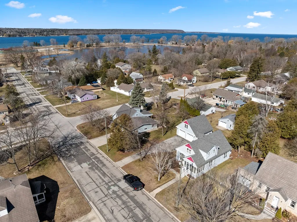 420 Delaware St, Sturgeon Bay Wi 54235, 3 Bedrooms Bedrooms, ,2 BathroomsBathrooms,Inland-Residential,For Sale,Delaware St,141483