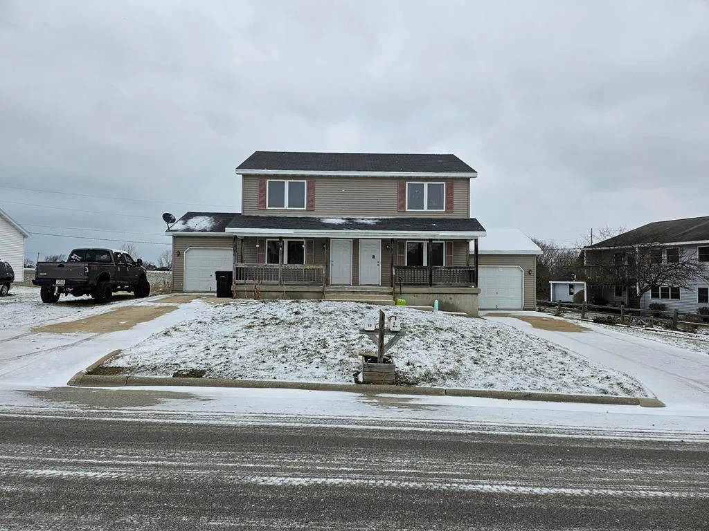 608-610 W Walnut Dr, Sturgeon Bay, Wisconsin 54235, 4 Bedrooms Bedrooms, ,4 BathroomsBathrooms,Multi Family,For Sale,W Walnut Dr,143499