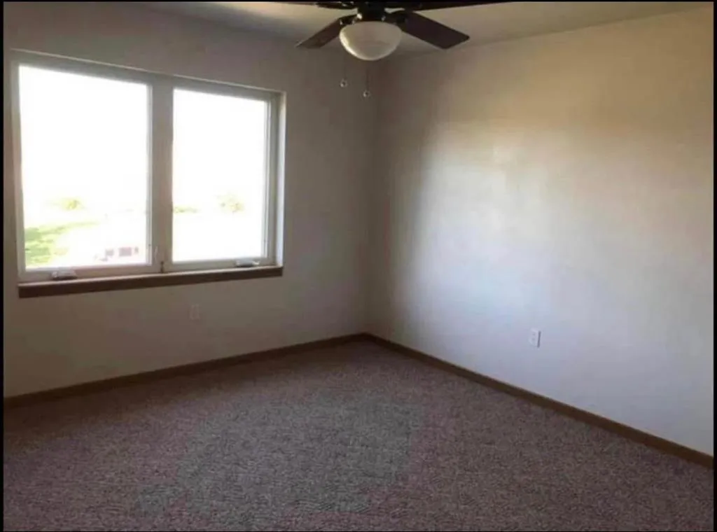 608-610 W Walnut Dr, Sturgeon Bay, Wisconsin 54235, 4 Bedrooms Bedrooms, ,4 BathroomsBathrooms,Multi Family,For Sale,W Walnut Dr,143499