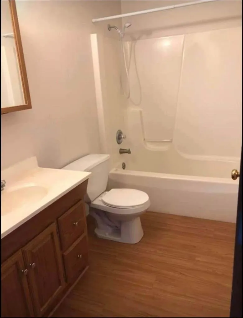 608-610 W Walnut Dr, Sturgeon Bay, Wisconsin 54235, 4 Bedrooms Bedrooms, ,4 BathroomsBathrooms,Multi Family,For Sale,W Walnut Dr,143499