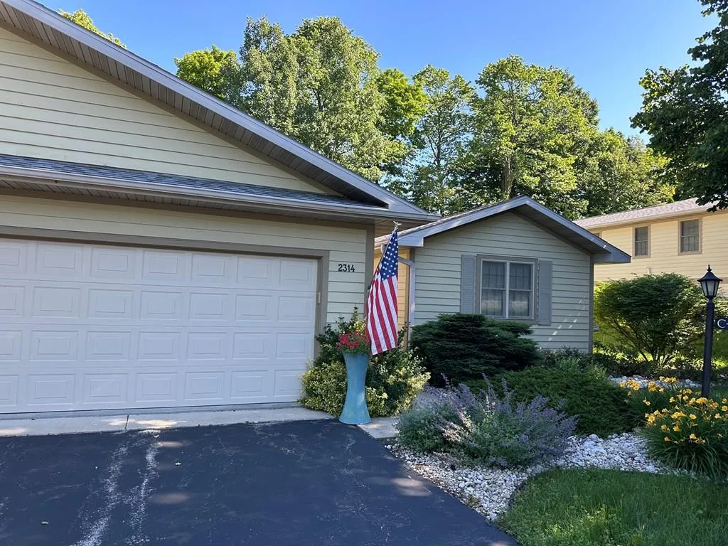 2314 Hidden Maples Pl # 2, Sister Bay Wi 54234, 3 Bedrooms Bedrooms, ,2 BathroomsBathrooms,Condominium,For Sale,Hidden Maples Pl,143918